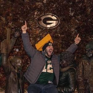 Meet your Posher, Colin